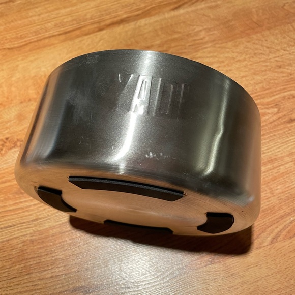 Yadi Dog Bowl - Picture 4 of 8